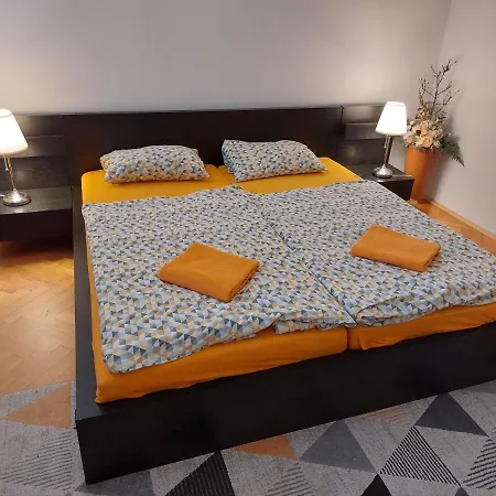 Merry Apartamento Bratislava